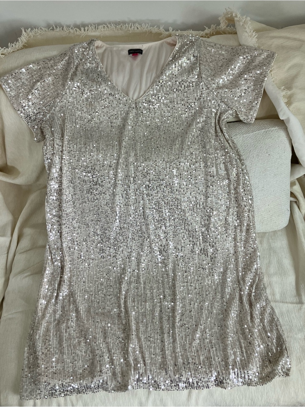 Vince Camuto Silver Sequin Short Sleeve Dress